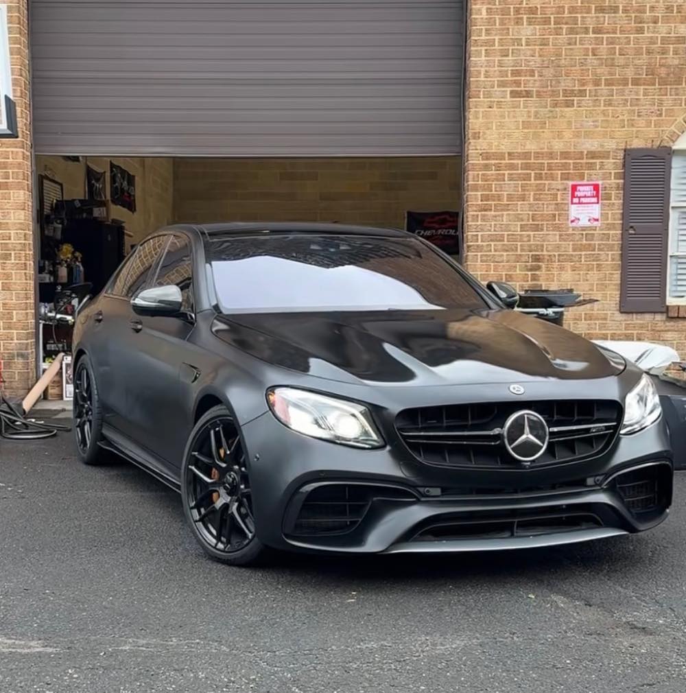 Mercedes-AMG E63 in satin black wrap